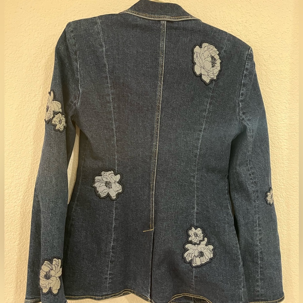NWT Cinq à Sept Mills Denim Appliqué Blazer - Picture 7 of 10